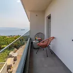 Amazing In With Swimming Pool