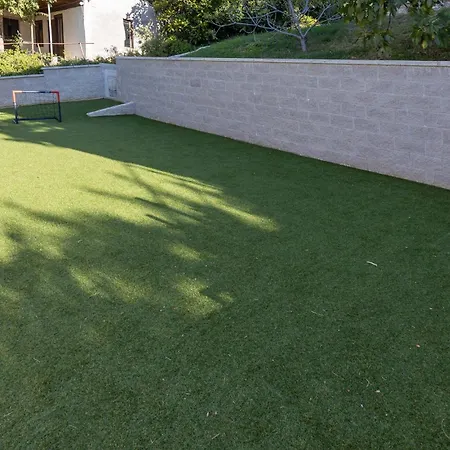 Apartamento Amazing In With Swimming Pool Kostrena